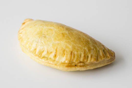 Spiced Chicken Empanada with Roasted Tomato Aioli