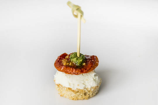 Tomato & Chevre on Sourdough (veg)